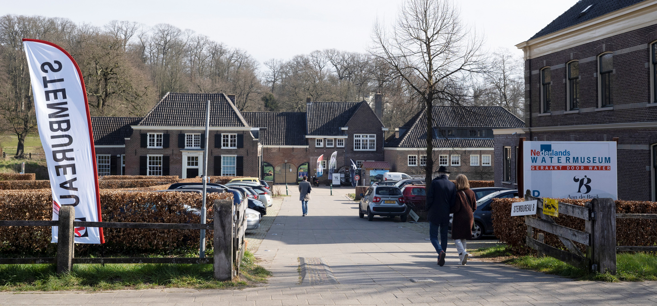 Stembureau bij het watermuseum