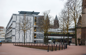 Stadhuis vanuit Eusebius